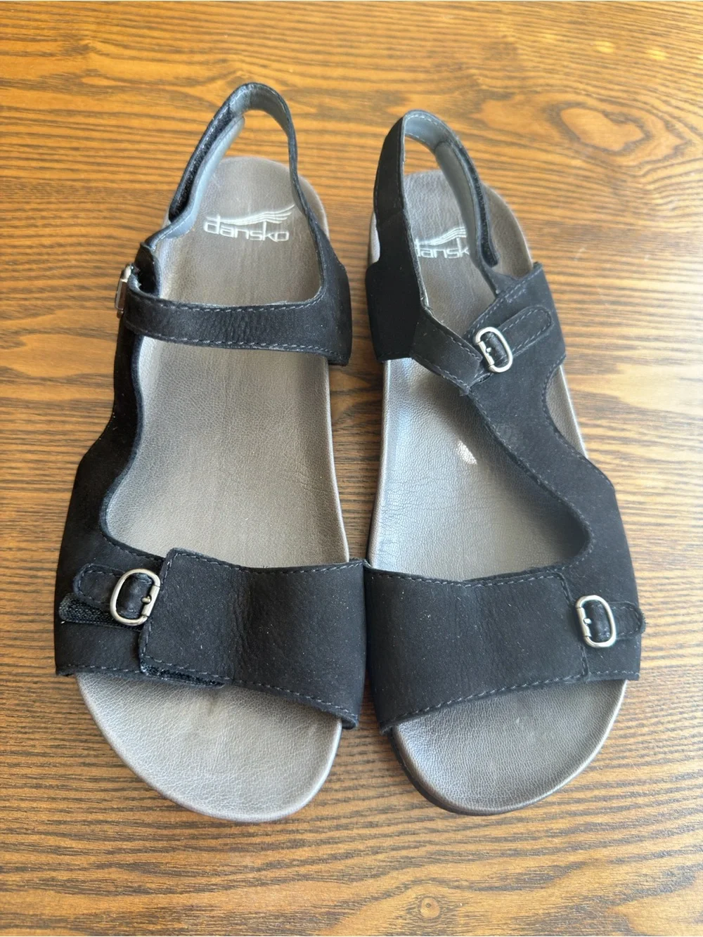 Dansko Women’s Black Leather Sandals EU 40 / US 9.5–10 Like New